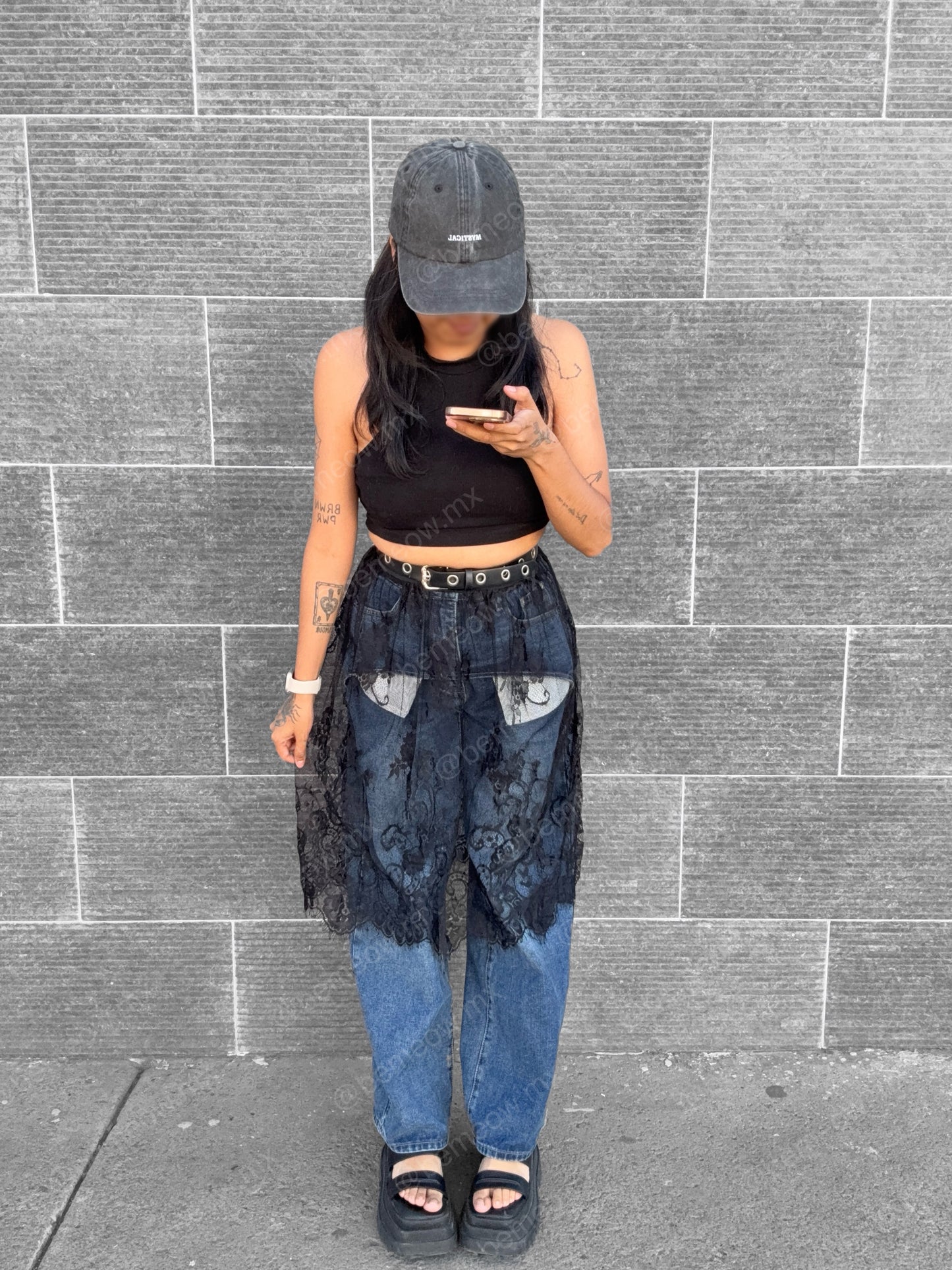 Falda Encaje Mesh Negro