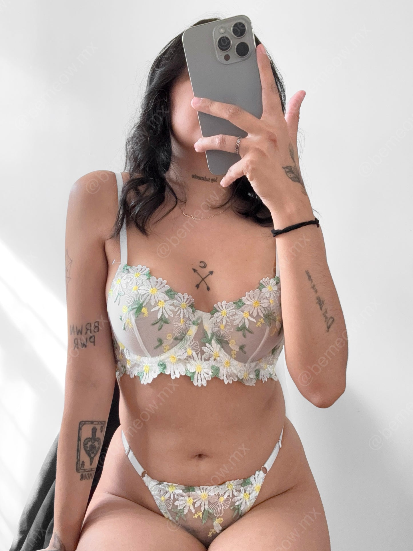 Conjunto Floral Margaritas