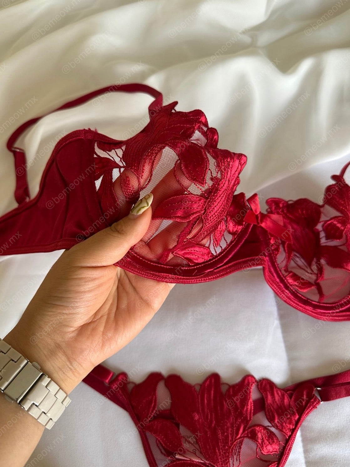 Conjunto Satin Rojo Rubi