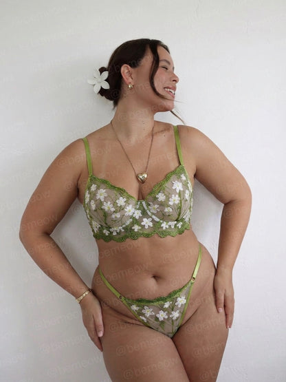 Conjunto Oliva Verde Floral