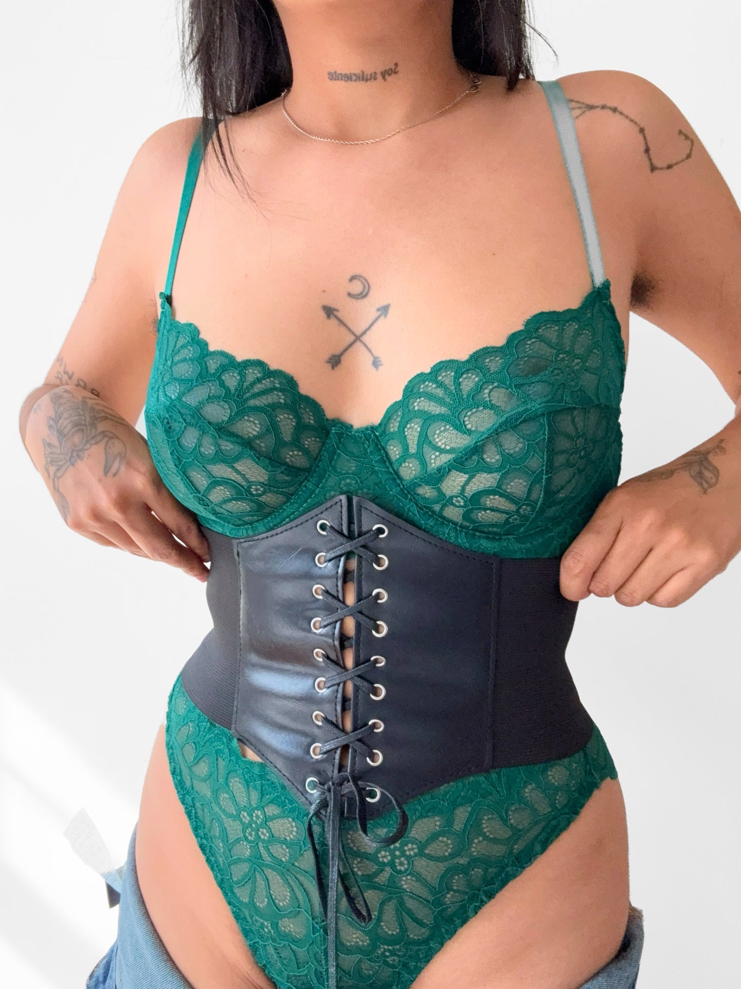 Conjunto Verde Esmeralda Encaje