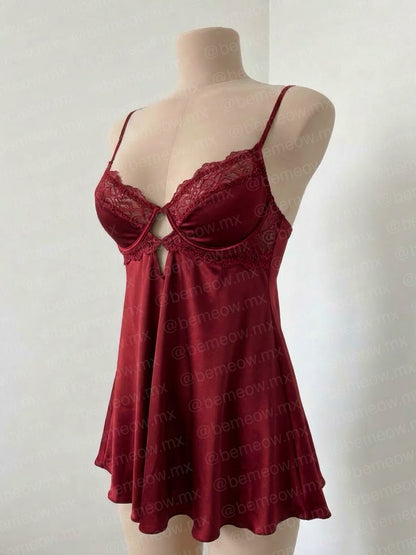 Vestido Babydoll Burdeos Satin