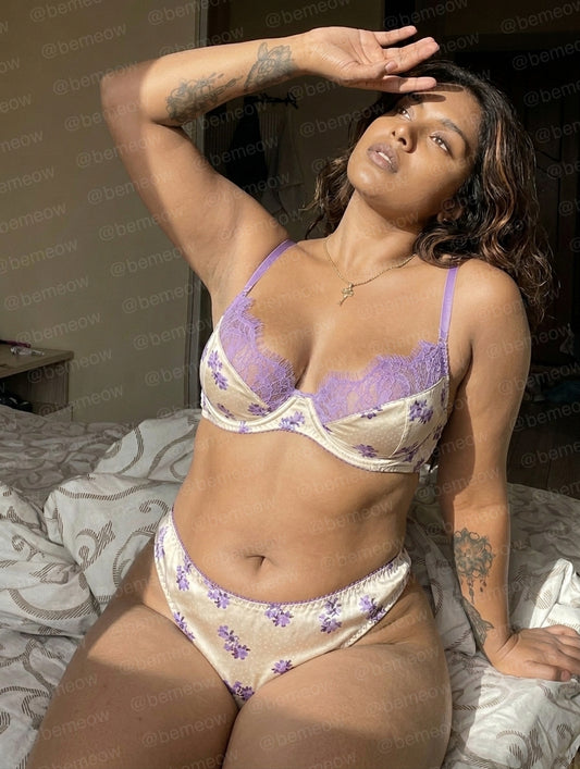 Conjunto Violeta Satin Cachetero