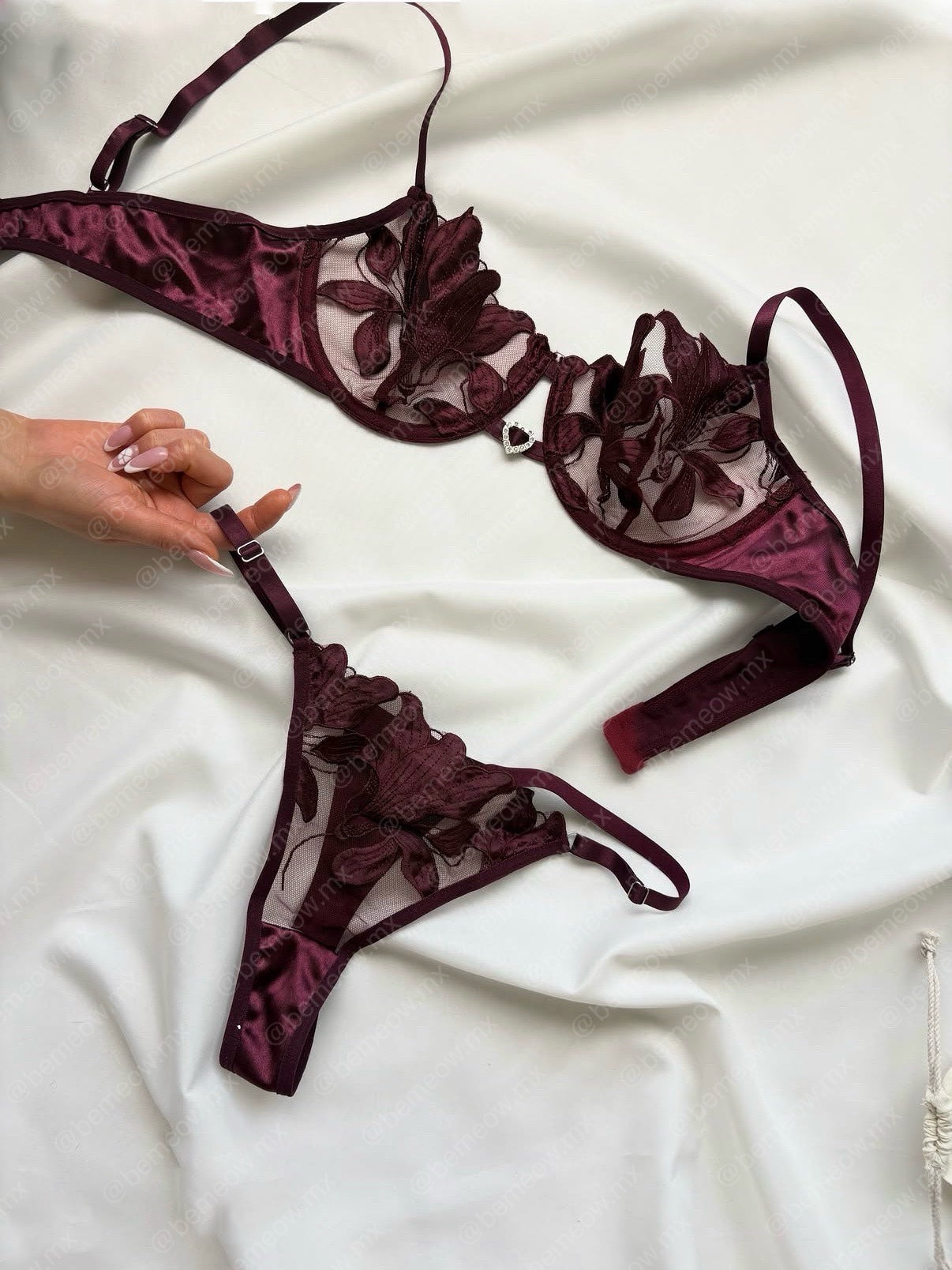 Conjunto Vino Tinto Satin