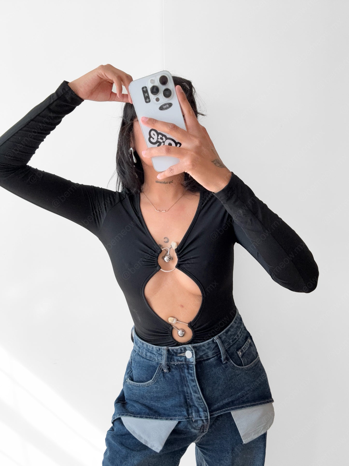 Top UnderBoob Santorini