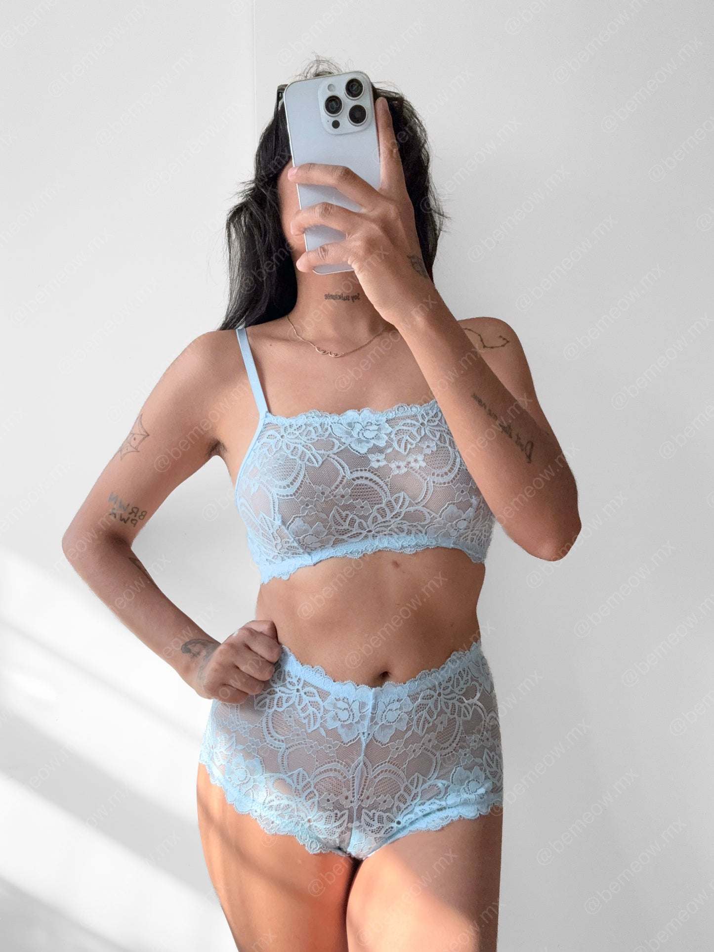 Conjunto Celeste Cachetero