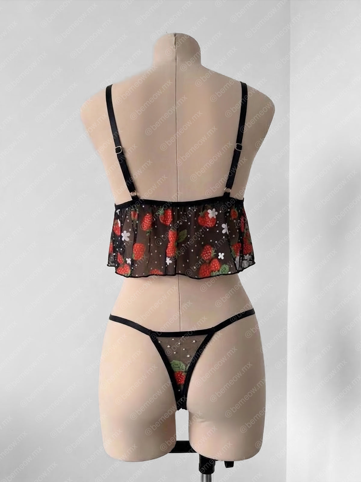 Conjunto Pijama Mesh Fresas