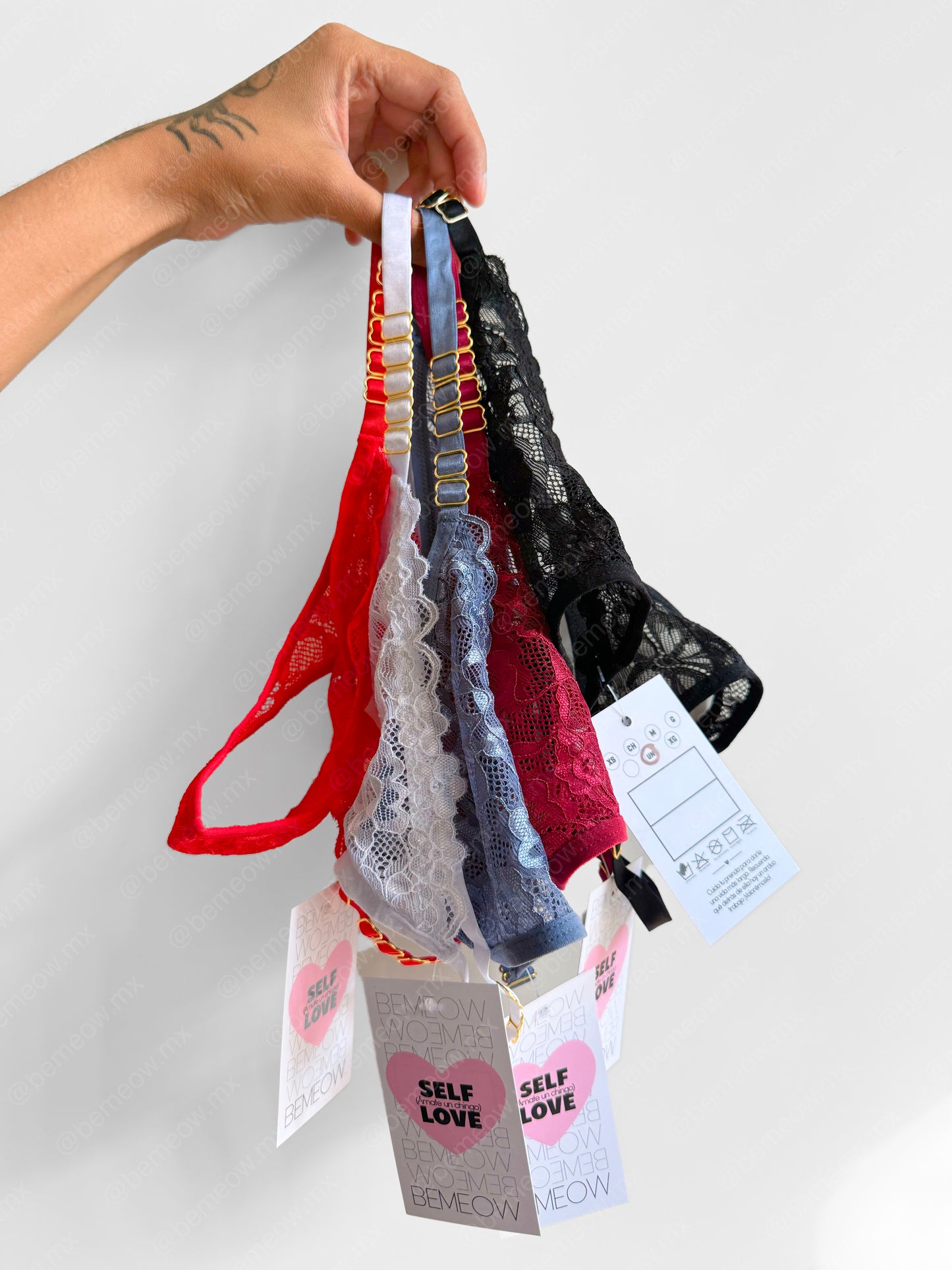 Tanga Encaje Herrajes +COLORES