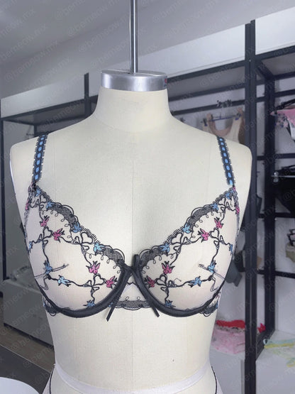 Conjunto Liguero Lovely con Medias