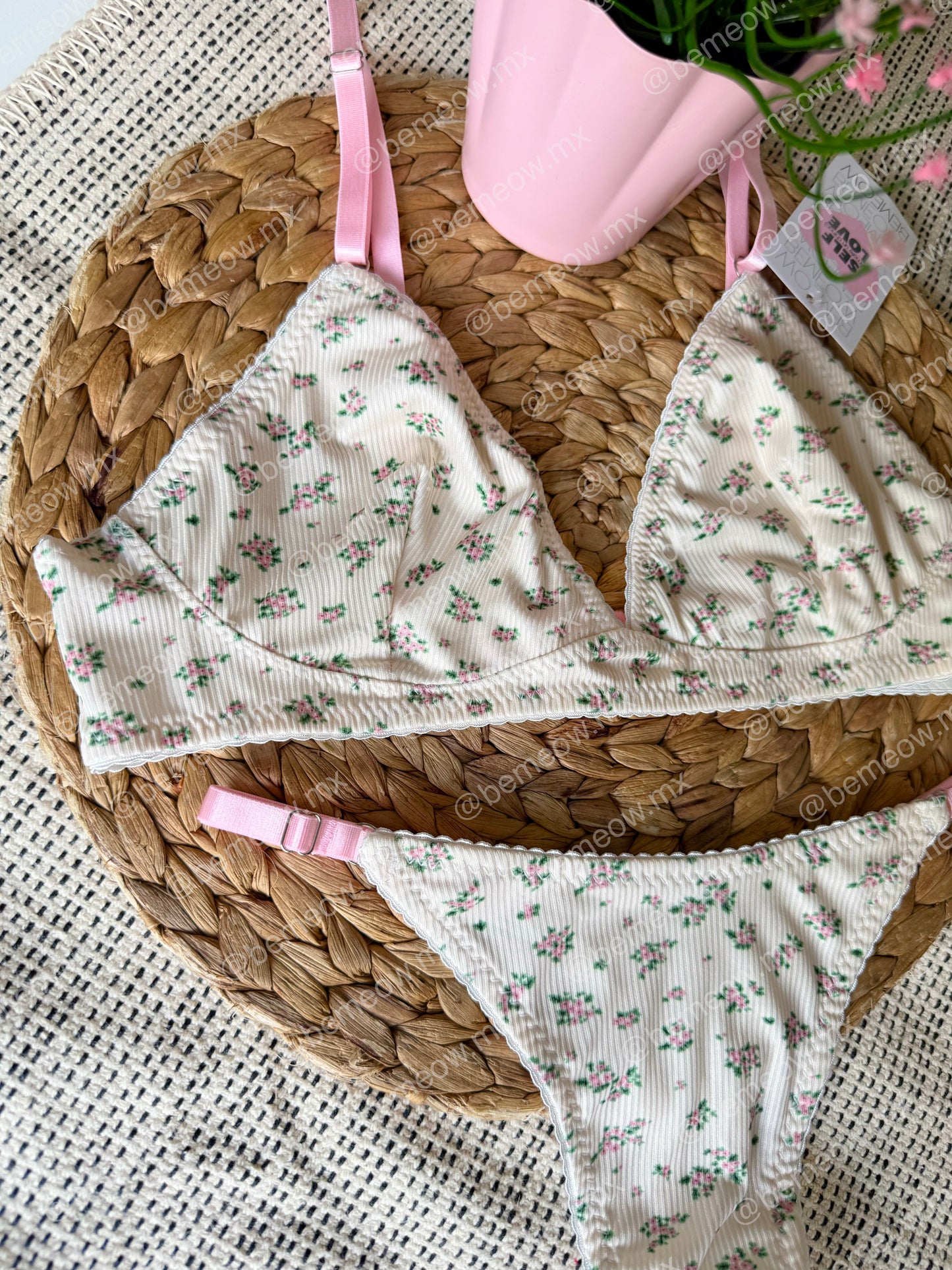 Conjunto Bralette Mantequilla Floral