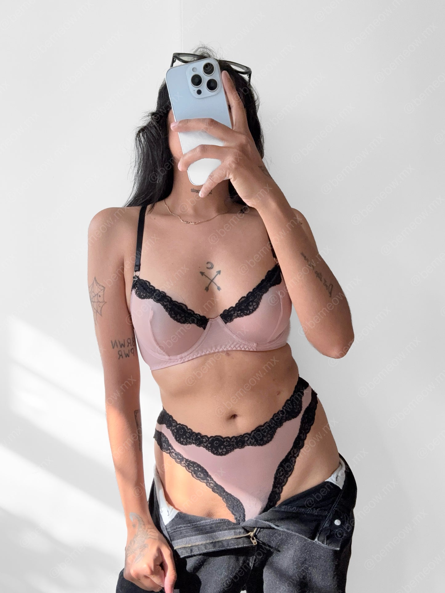 Conjunto Rosita Encaje  Meow