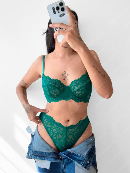 Conjunto Verde Esmeralda Encaje