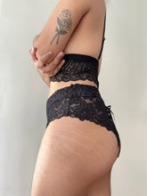 Cargar imagen en el visor de la galería, PANTY LUANA ENCAJE +COLORES

